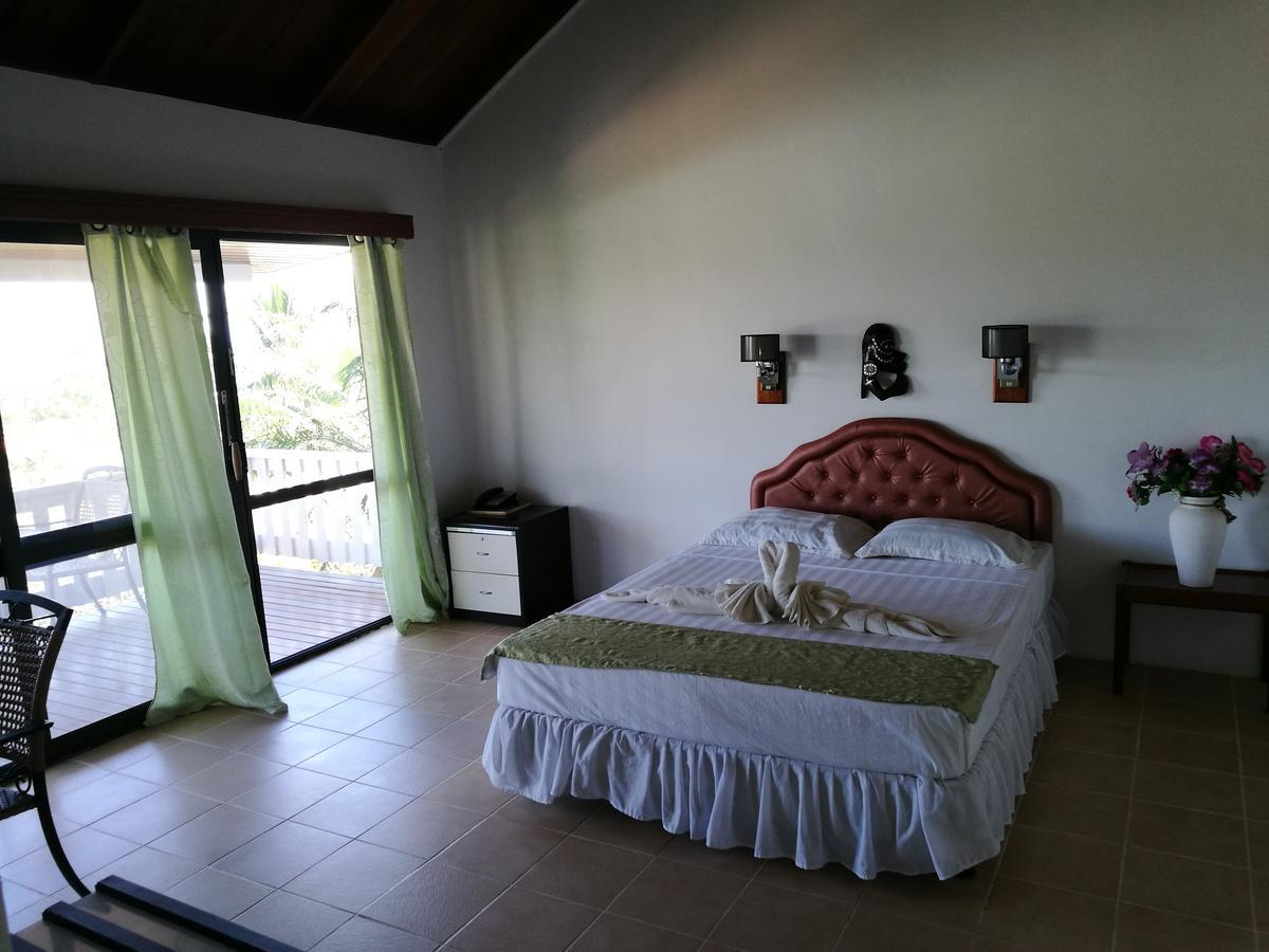 Honiara Hotel Kültér fotó